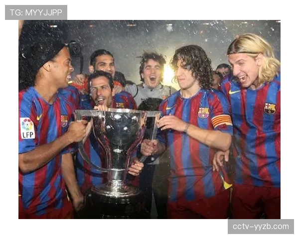 巴塞罗那俱乐部展示新训练基地的战术分析室,配备混合防守模拟软件 巴塞罗那俱乐部展示新训练基地的战术分析室,配备混合防守模拟软件